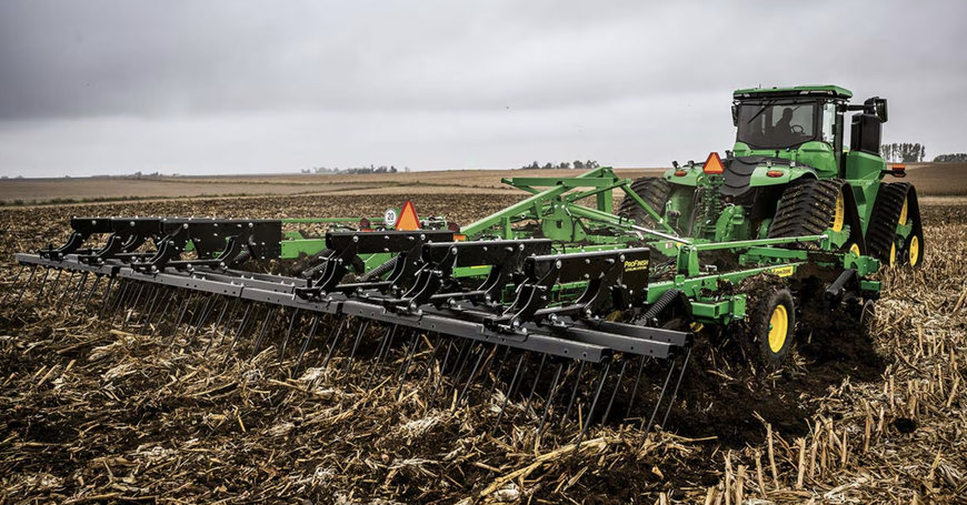 John Deere Launched Its New and Improved Coulter Chisel Series and Minimum Tillage In-Line Ripper